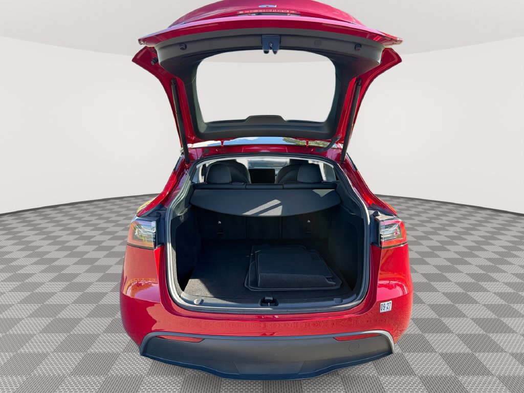 Used 2023 Tesla Model Y AWD image 21