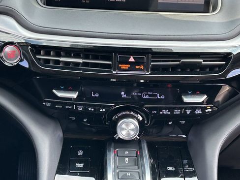 Certified 2024 Acura MDX FWD w/ Technology Package image 22