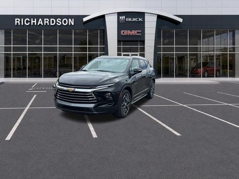 Used 2023 Chevrolet Blazer Premier w/ Enhanced Convenience Package FWD image 1