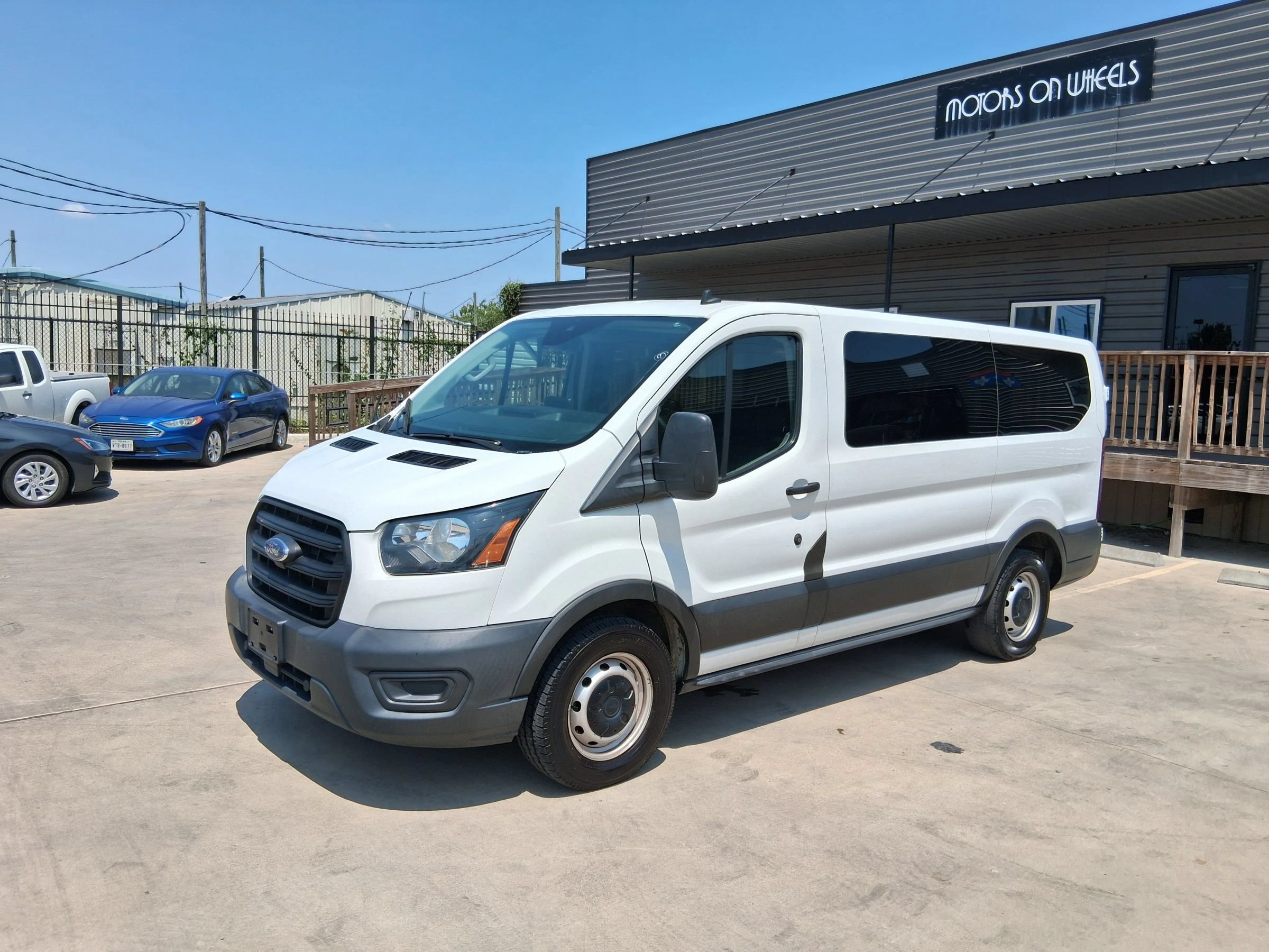 Used 2020 Ford Transit 150 XL RWD image 1
