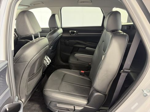 Used 2025 Kia Sorento X-Line EX AWD/4WD image 7