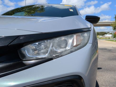 Used 2019 Honda Civic EX image 3