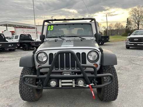 Used 2013 Jeep Wrangler Sport image 3