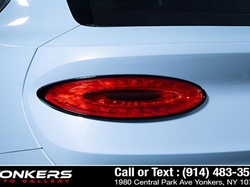 Used 2021 Bentley Bentayga image 42