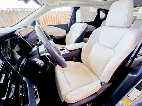 Used 2024 Lexus RX 350 AWD w/ Convenience Package image 26