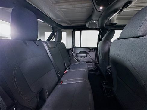 Used 2025 Jeep Wrangler Sport image 32