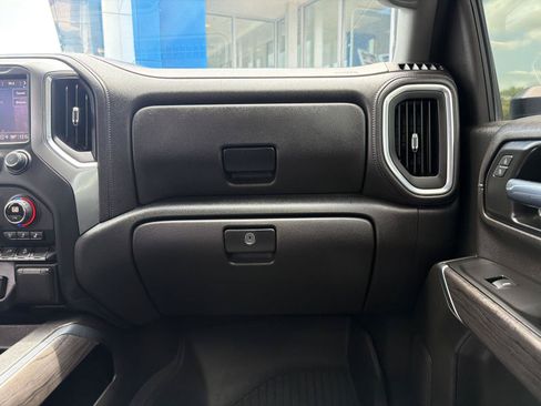 Used 2022 Chevrolet Silverado 2500 LTZ AWD/4WD image 32