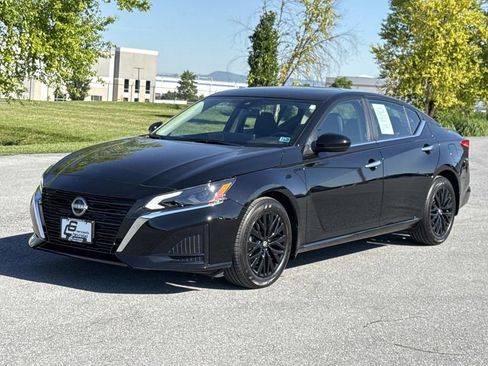Used 2025 Nissan Altima 2.5 SV w/ SV Special Edition Package FWD image 28