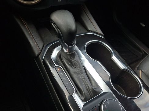 Used 2023 Chevrolet Blazer Premier image 15