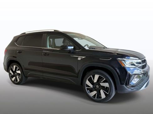 Used 2023 Volkswagen Taos SEL AWD/4WD image 9