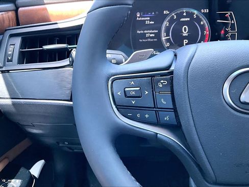 Used 2023 Lexus ES 350 w/ Premium Package FWD image 22