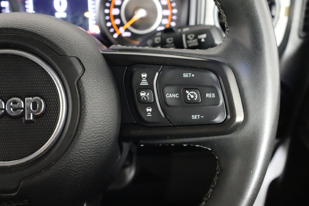 Used 2025 Jeep Wrangler Unlimited Sport w/ Convenience Group AWD/4WD image 10