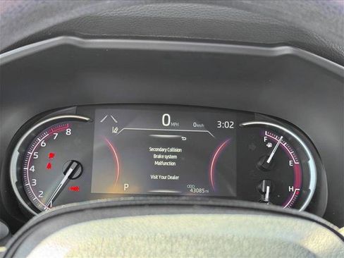 Used 2024 Toyota RAV4 LE AWD/4WD image 12