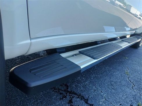 Used 2022 Chevrolet Silverado 1500 High Country w/ Safety Package II image 13