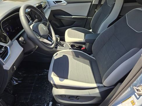 New 2026 Volkswagen Taos SE FWD image 6