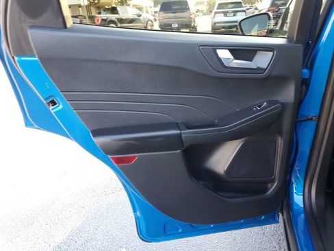 Certified 2021 Ford Escape SE image 11