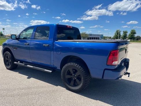Used 2019 RAM 1500 Express w/ Express Value Package AWD/4WD image 4