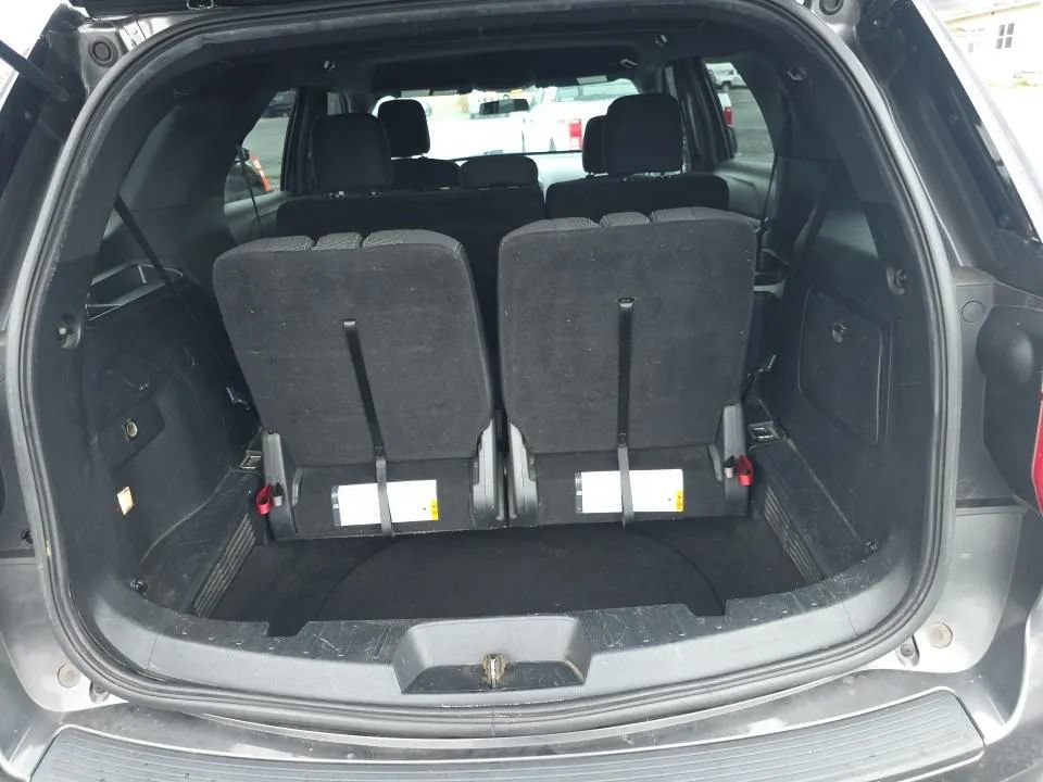 Used 2018 Ford Explorer XLT FWD image 7