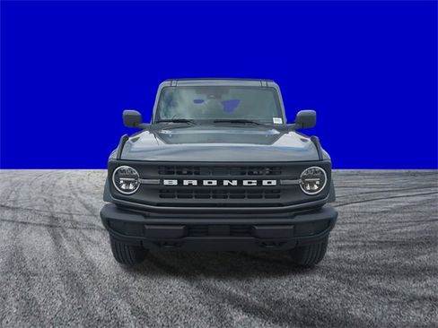 New 2025 Ford Bronco 4-Door image 9