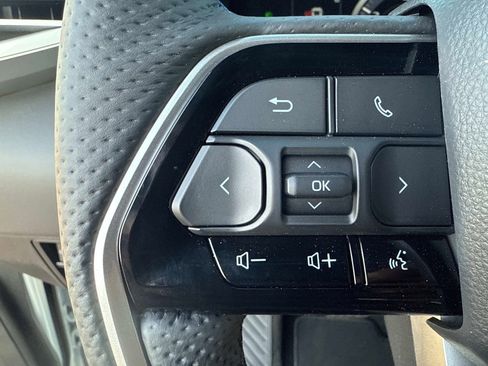 New 2025 Toyota Tundra Platinum RWD image 32