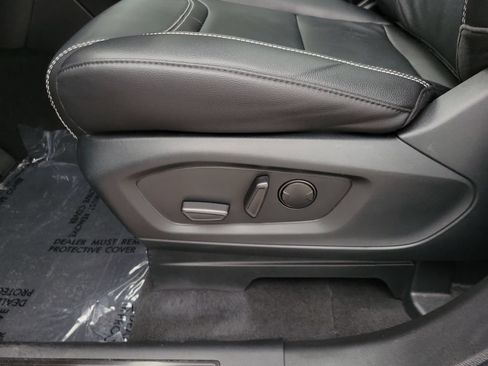 Used 2023 Ford Explorer ST w/ Equipment Group 401A AWD/4WD image 14