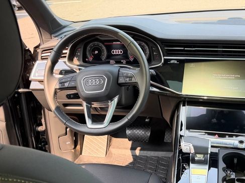 Used 2025 Audi Q7 3.0T Premium Plus w/ Premium Plus Package AWD/4WD image 22