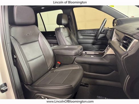 Used 2024 GMC Yukon Denali w/ Max Trailering Package AWD/4WD image 11