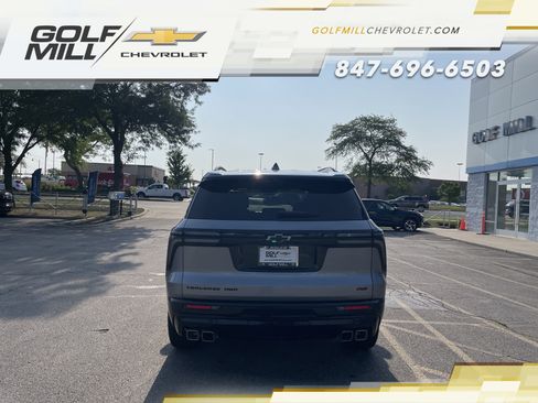 Used 2026 Chevrolet Traverse RS AWD/4WD image 8