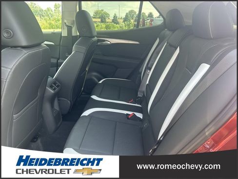 Used 2024 Buick Envision Sport Touring AWD/4WD image 10