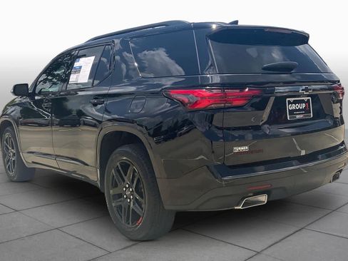 Used 2023 Chevrolet Traverse Premier w/ Redline Edition FWD image 22
