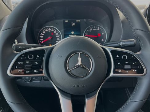 Used 2024 Mercedes-Benz Sprinter 2500 image 23