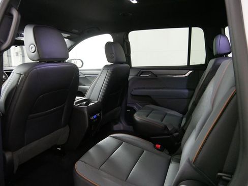 New 2026 GMC Acadia AT4 image 14