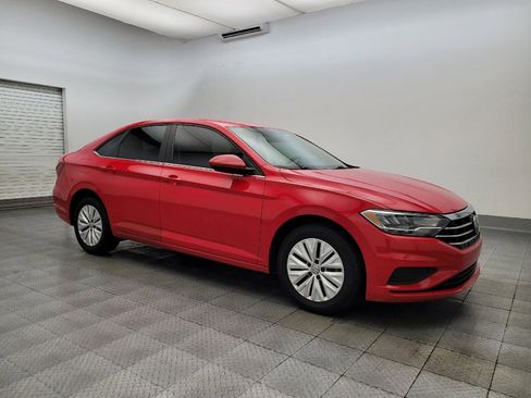 Used 2019 Volkswagen Jetta S w/ Driver Assistance Package image 11