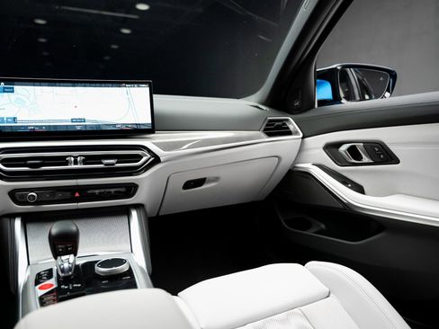 Used 2024 BMW M3 Competition image 42