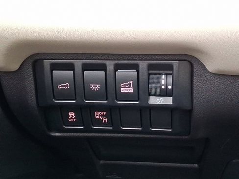 Certified 2021 Subaru Ascent Limited w/ Technology Package image 26