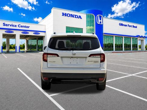 Used 2021 Honda Pilot Black Edition image 6