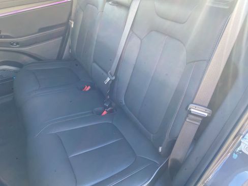 Used 2025 Jeep Wagoneer S Limited w/ Comfort Package image 13