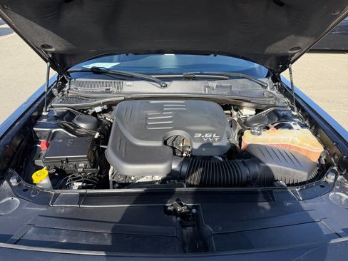 Used 2020 Dodge Challenger SXT image 20