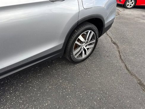 Used 2017 Honda Pilot Elite image 10