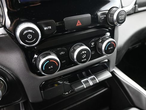 Used 2020 RAM 1500 Big Horn image 17