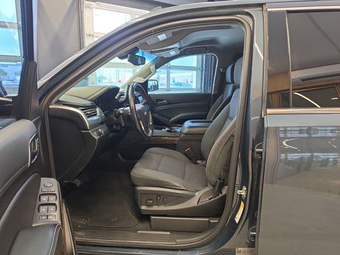 Used 2020 Chevrolet Tahoe LS RWD image 13
