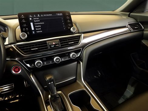 Used 2022 Honda Accord Sport image 18