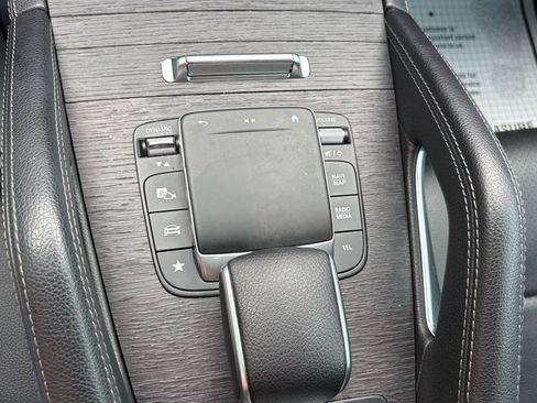 Used 2022 Mercedes-Benz GLS 450 4MATIC image 27
