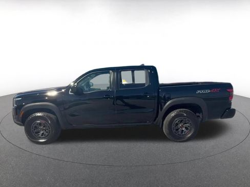 Used 2026 Nissan Frontier PRO-4X AWD/4WD image 4