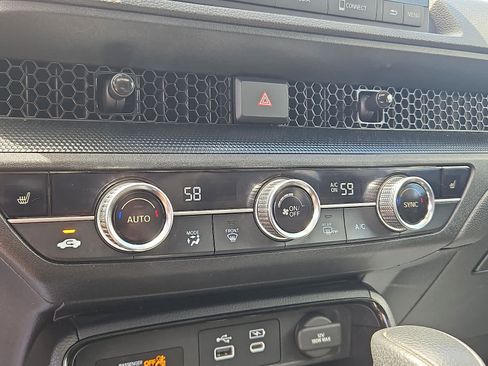 Certified 2023 Honda CR-V EX image 17