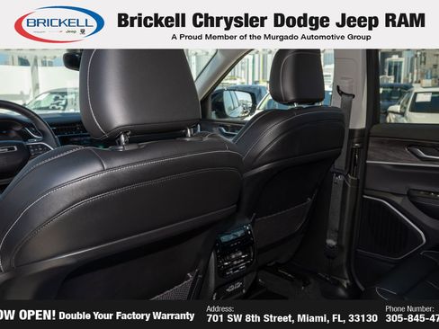 Used 2021 Jeep Grand Cherokee L Limited image 17