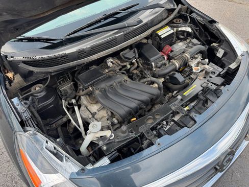 Used 2015 Nissan Versa SV FWD image 23