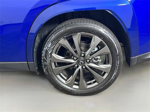 Used 2023 Lexus UX 250h F Sport image 27