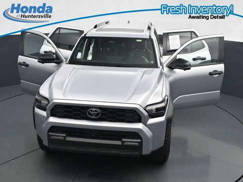 Used 2025 Toyota 4Runner TRD Off-Road Premium w/ Tow Technology Package AWD/4WD image 44