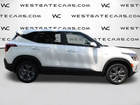 Certified 2024 Kia Seltos LX AWD/4WD image 39